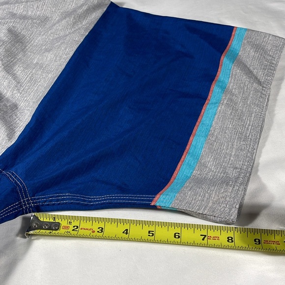 Old Navy mens multicolor striped polyester 8" inseam board shorts - size XL - Picture 8 of 9